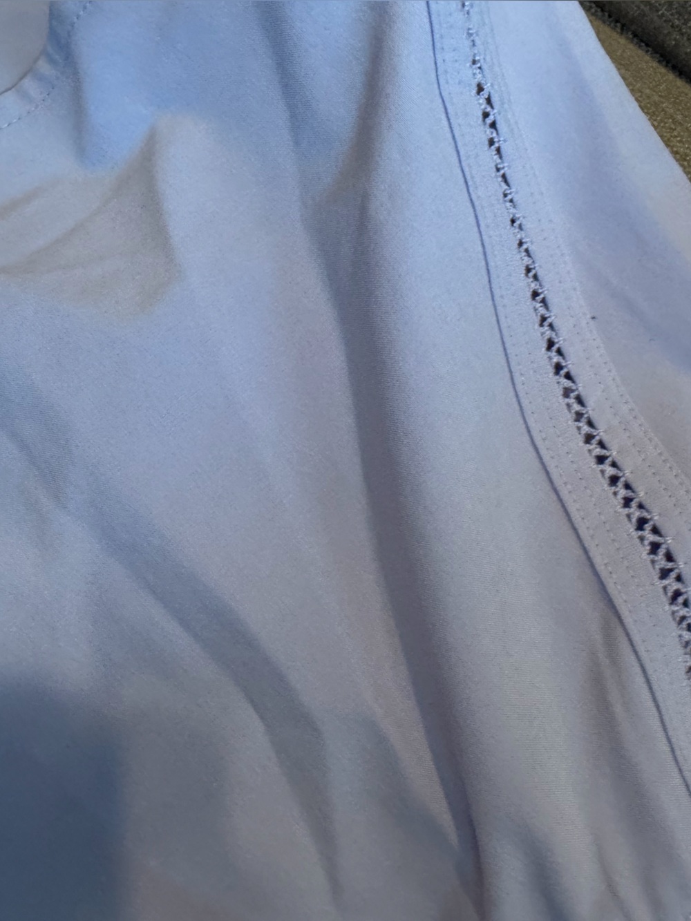 Lululemon Speed Up High-Rise Mesh Vent Short 2.5" *Lace Trim - Picture 4 of 7